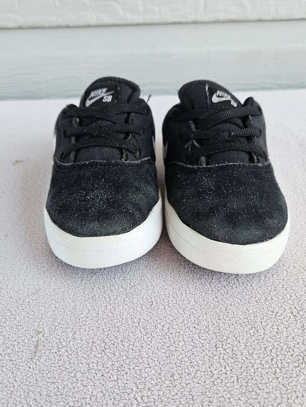 Nike SB Check TD Athletic Sneaker SZ 9C Sneaker Black Slip-On 716904-001